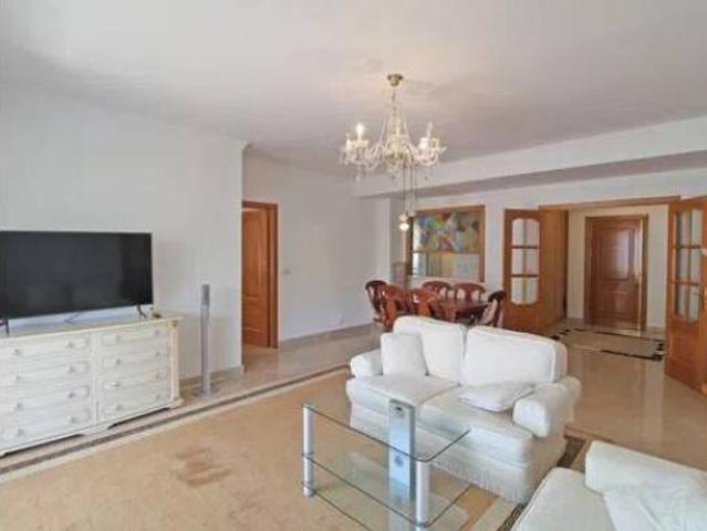 Piso en venta en La Carolina, Costa del Sol Occidental