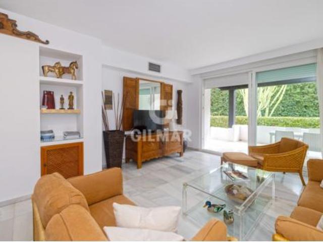 Piso en venta en La Carolina, Costa del Sol Occidental