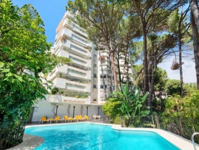 Piso en venta en La Carolina, Costa del Sol Occidental