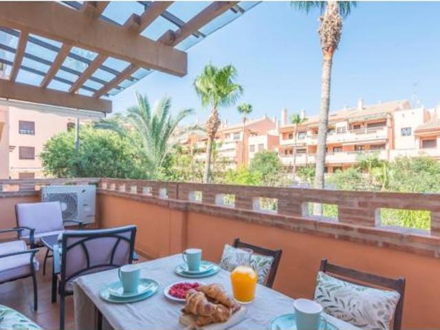 Piso en venta en La Carolina, Costa del Sol Occidental