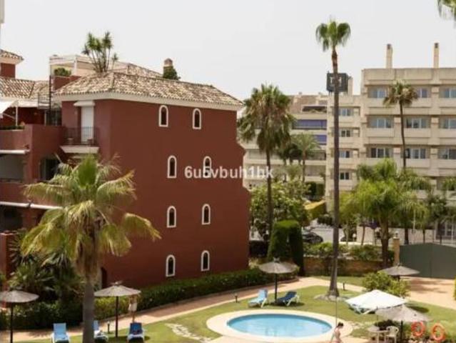 Piso en venta en La Carolina, Costa del Sol Occidental