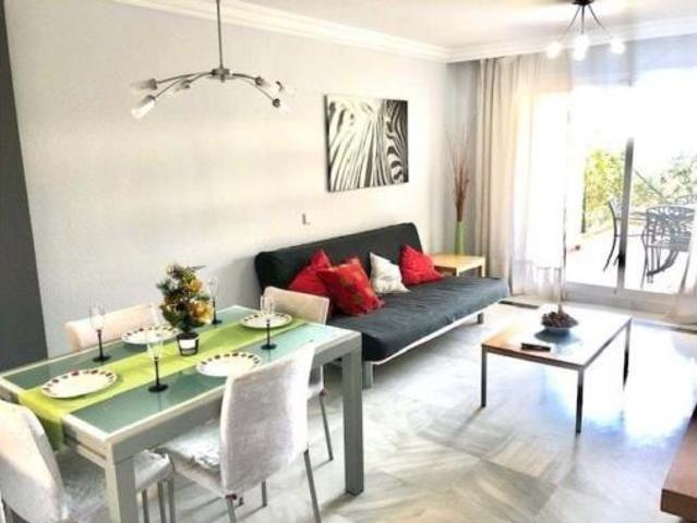 Piso en venta en La Carolina, Costa del Sol Occidental