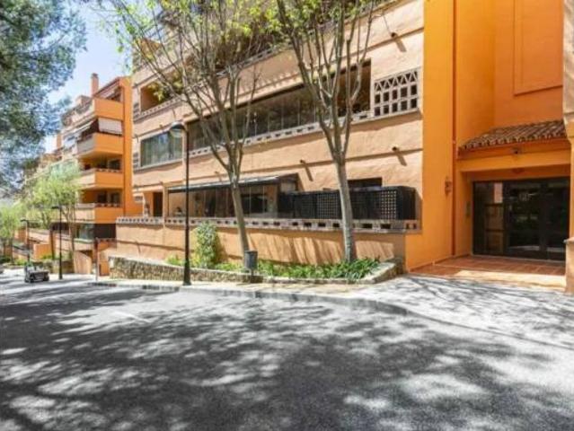 Piso en venta en La Carolina, Costa del Sol Occidental