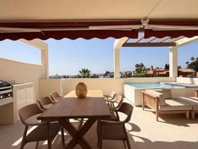 Piso en venta en Nueva Andalucía, Costa del Sol Occidental