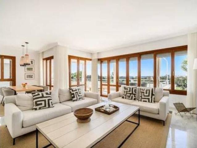 Piso en venta en Nueva Andalucía, Costa del Sol Occidental
