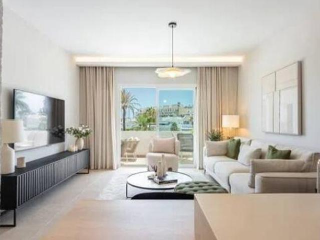 Piso en venta en Nueva Andalucía, Costa del Sol Occidental
