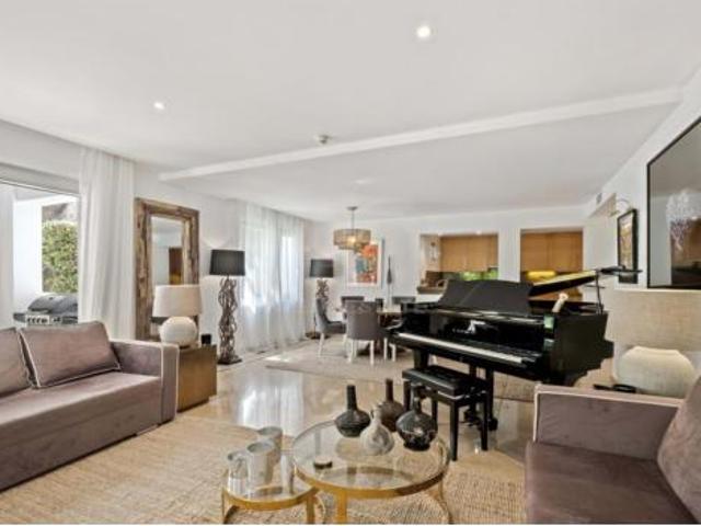 Piso en venta en Serrania, Costa del Sol Occidental