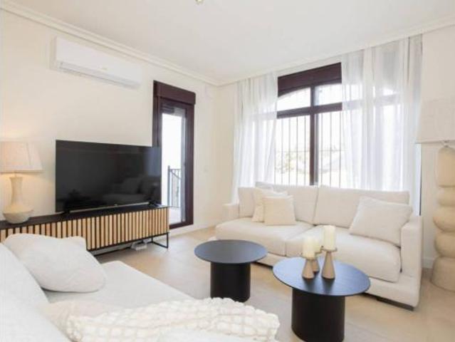 Piso en venta en Nueva Andalucía, Costa del Sol Occidental