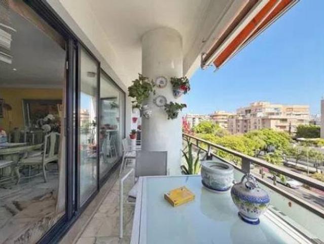 Piso en venta en La Carolina, Costa del Sol Occidental