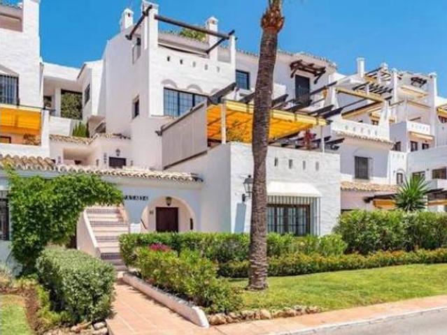 Piso en venta en Nueva Andalucía, Costa del Sol Occidental