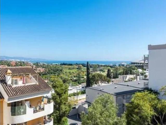 Piso en venta en Nueva Andalucía, Costa del Sol Occidental