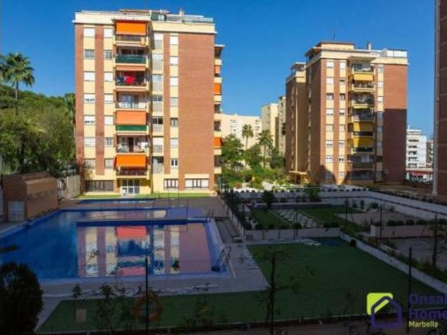 Piso en venta en Marbella, Alhambra del Mar