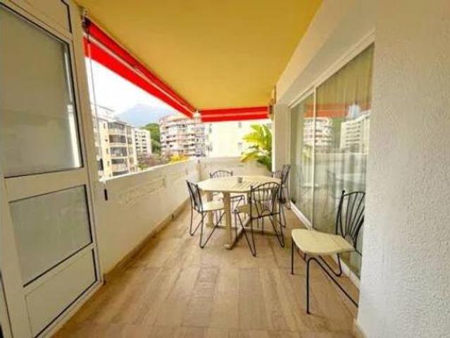 Piso en venta en La Carolina, Costa del Sol Occidental