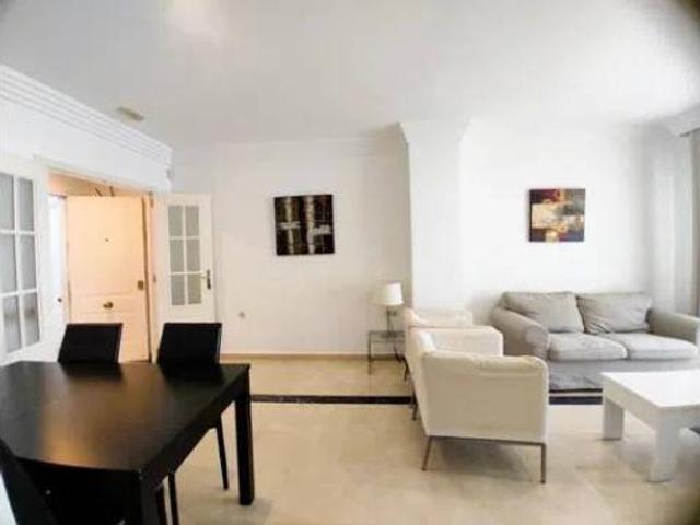 Piso en venta en Las Albarizas, Costa del Sol Occidental