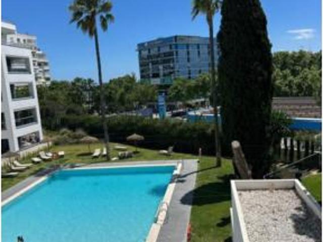 Piso en venta en Marbella, Las Albarizas