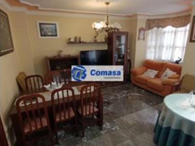 Piso en venta en Martos, Andalucía