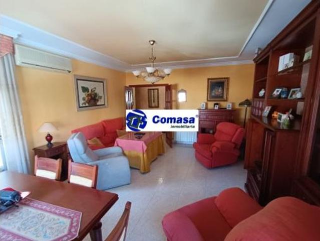 Piso en venta en Martos, Andalucía