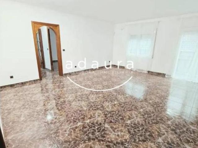 Piso en venta en Cerdanyola Sud, Mataró