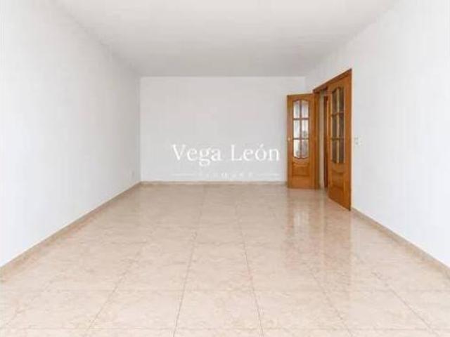 Piso en venta en Peramàs, Mataró