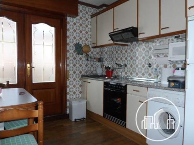 Piso en venta en Villacobos, Medina De Pomar