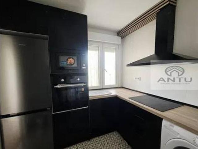 Piso en venta en Pomar, Medina De Pomar