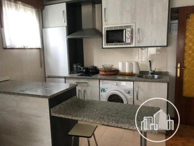 Piso en venta en Pomar, Medina De Pomar
