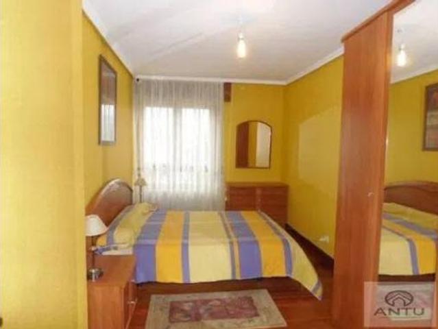 Piso en venta en Santurde, Medina De Pomar