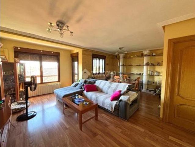 Piso en venta en Medina Del Campo, Castilla y León