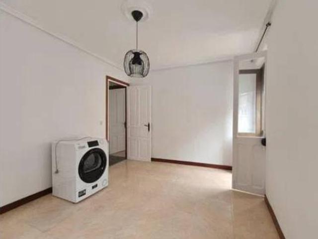 Piso en venta en Barreo, Mieres