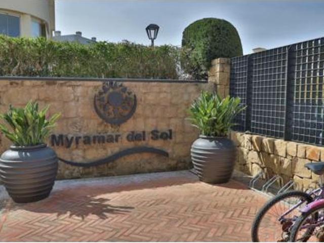 Piso en venta en Chaparral, Costa del Sol Occidental