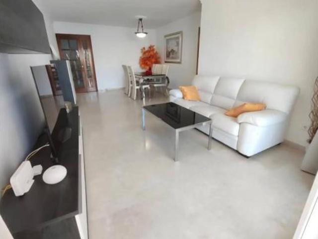 Piso en venta en Las Lagunas, Mijas