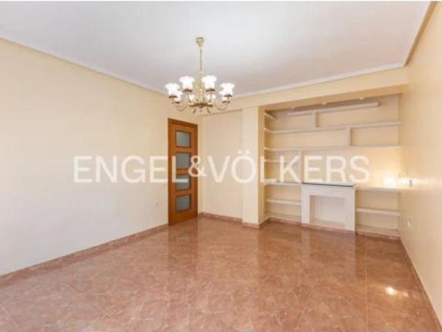 Piso en venta en l'Horta Sud, Valencia