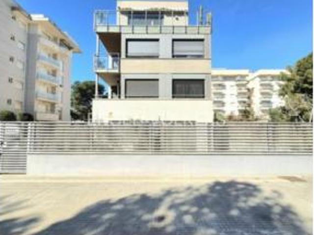 Piso en venta en Mont-roig Del Camp, Miami Platja