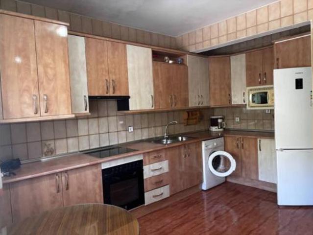 Piso en venta en Montehermoso, Extremadura