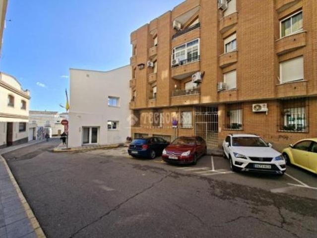 Piso en venta en Montijo, Extremadura