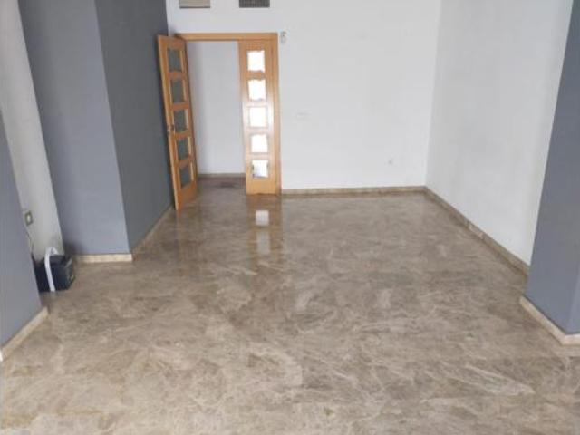 Piso en venta en la Ribera Alta, Valencia