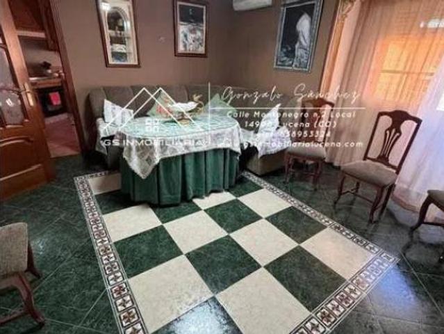 Piso en venta en Moriles, Andalucía