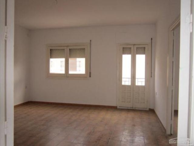Piso en venta en Moriles, Andalucía