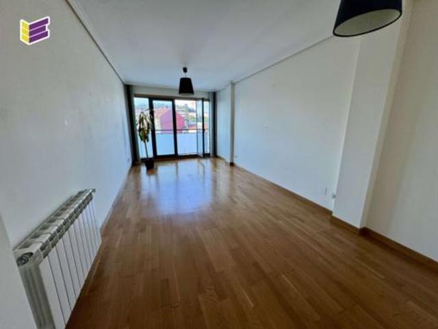Piso en venta en Mos, Vigo