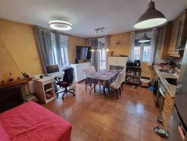 Piso en venta en Navaluenga, Ávila