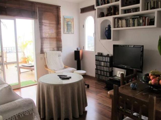 Piso en venta en Maro, La Axarquía