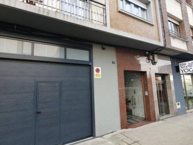 Piso en venta en Noia