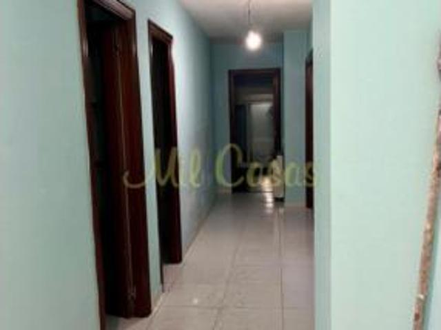 Piso en venta en Noia