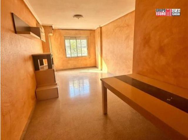 Piso en venta en La Cruz, el Vinalopó Mitjà / El Vinalopó Medio