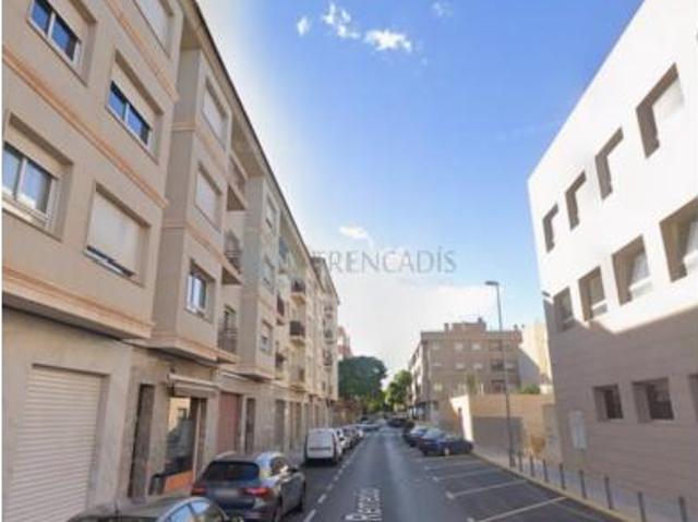 Piso en venta en La Cruz, el Vinalopó Mitjà / El Vinalopó Medio