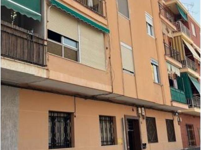 Piso en venta en La Cruz, el Vinalopó Mitjà / El Vinalopó Medio