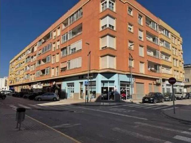Piso en venta en La Cruz, el Vinalopó Mitjà / El Vinalopó Medio