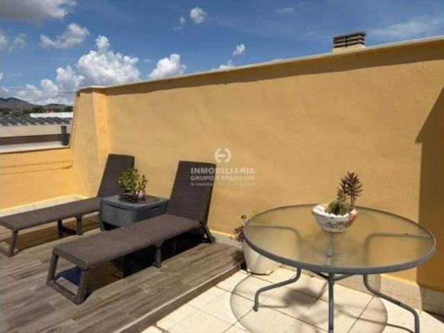 Piso en venta en La Cruz, el Vinalopó Mitjà / El Vinalopó Medio