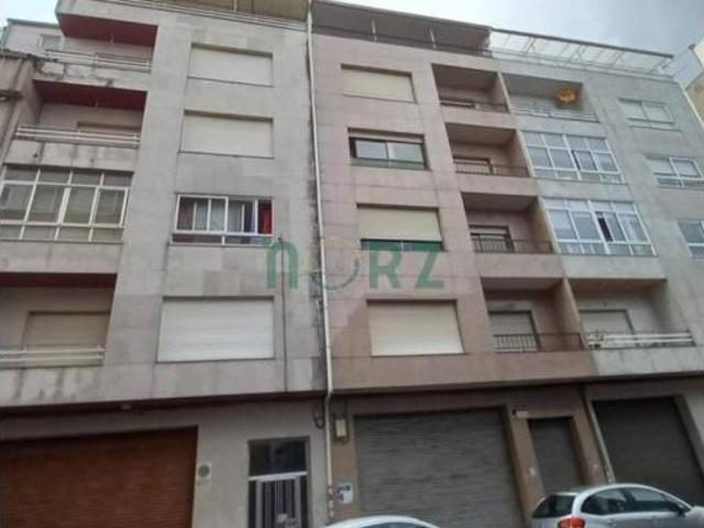 Piso en venta en O Carballiño, O Tellado