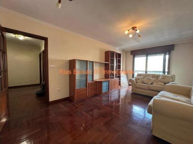 Piso en venta en O Porriño, Vigo